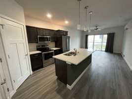 featured image of 1300 North Windsor Avenue