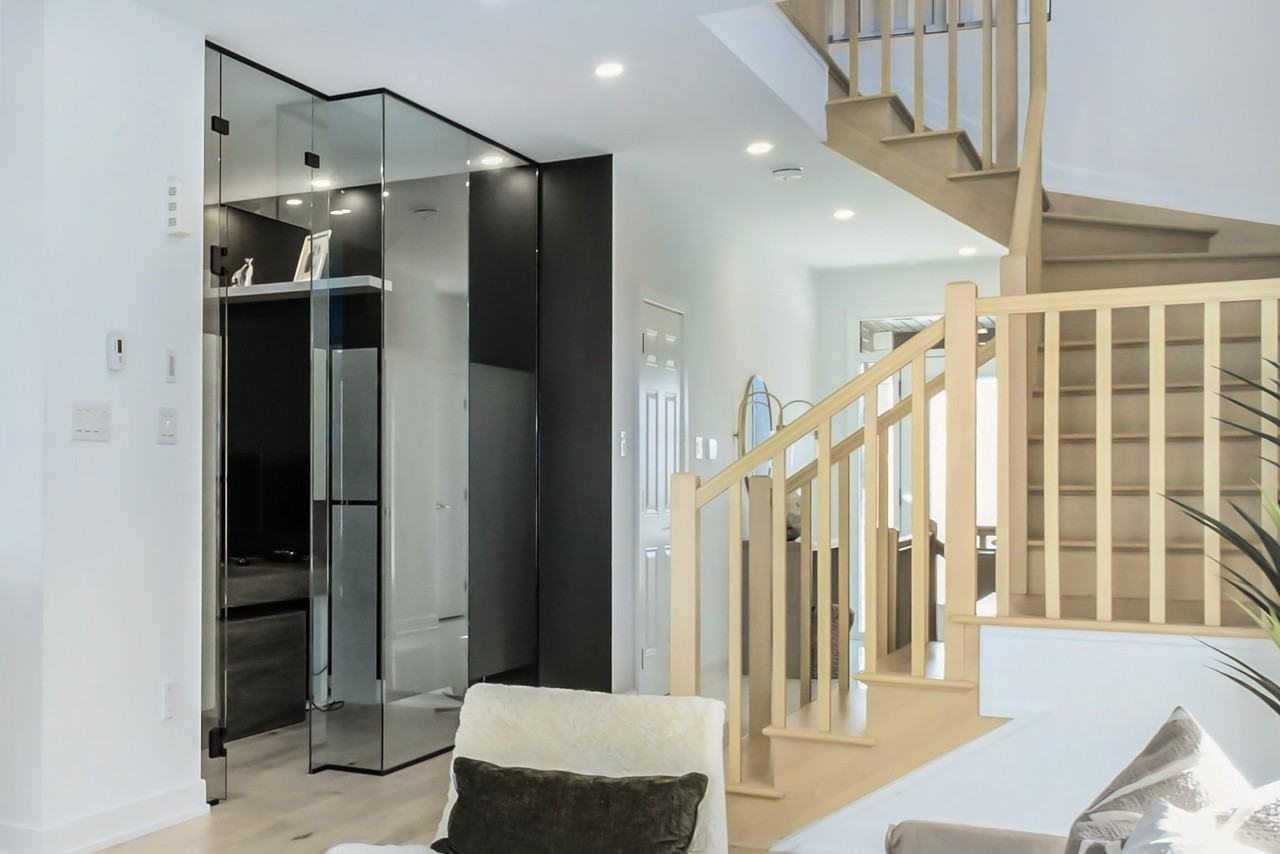 860 Solarium Avenue - Photo 2 of 23