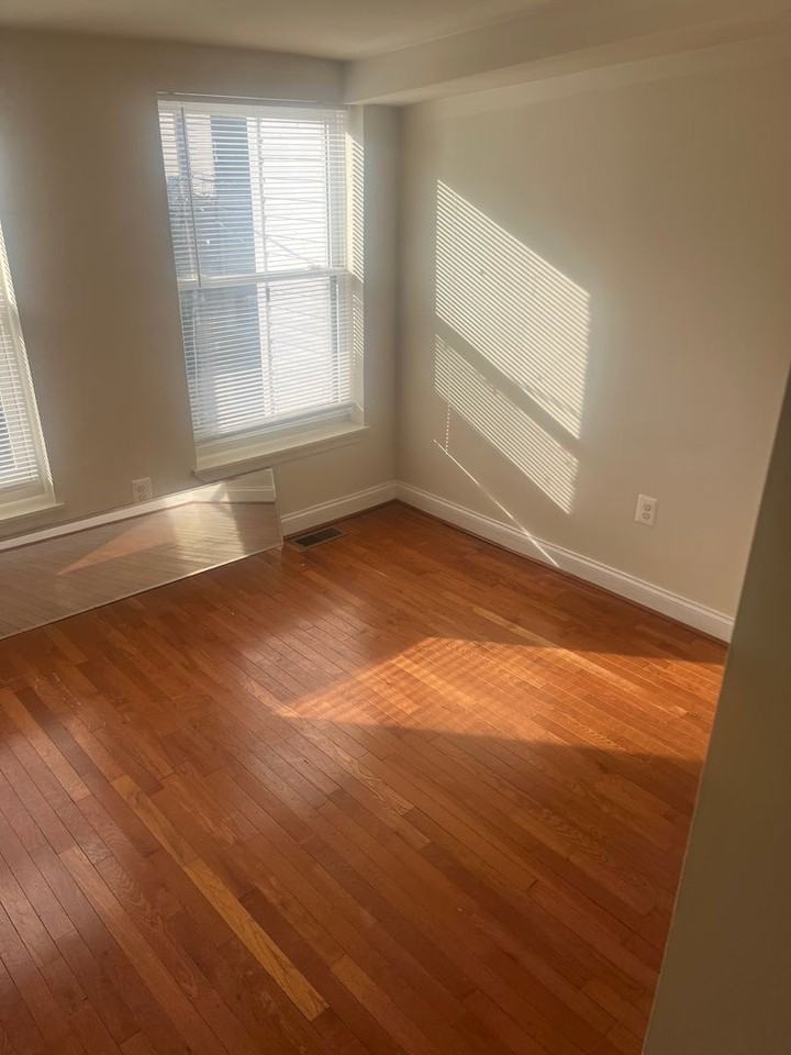 437 Pitman Pl - Photo 7 of 12