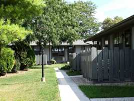 featured image of Fernwood Apartments