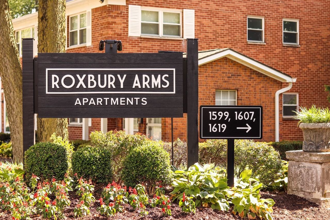 Roxbury Arms — 1599 Roxbury Rd, Columbus, OH 43212 - Photo 2 of 12
