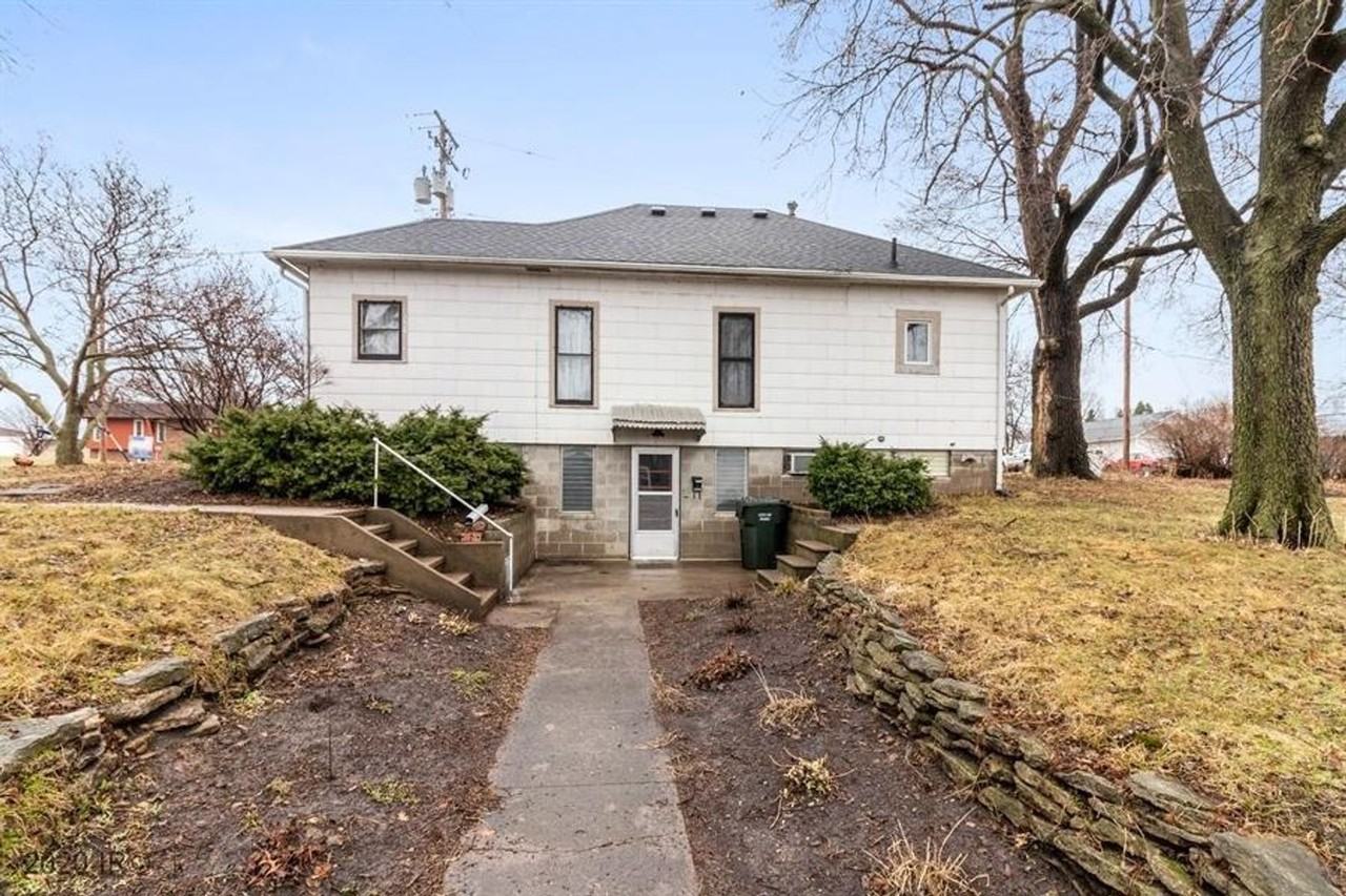 1011 Evelyn St - Photo 2 of 23