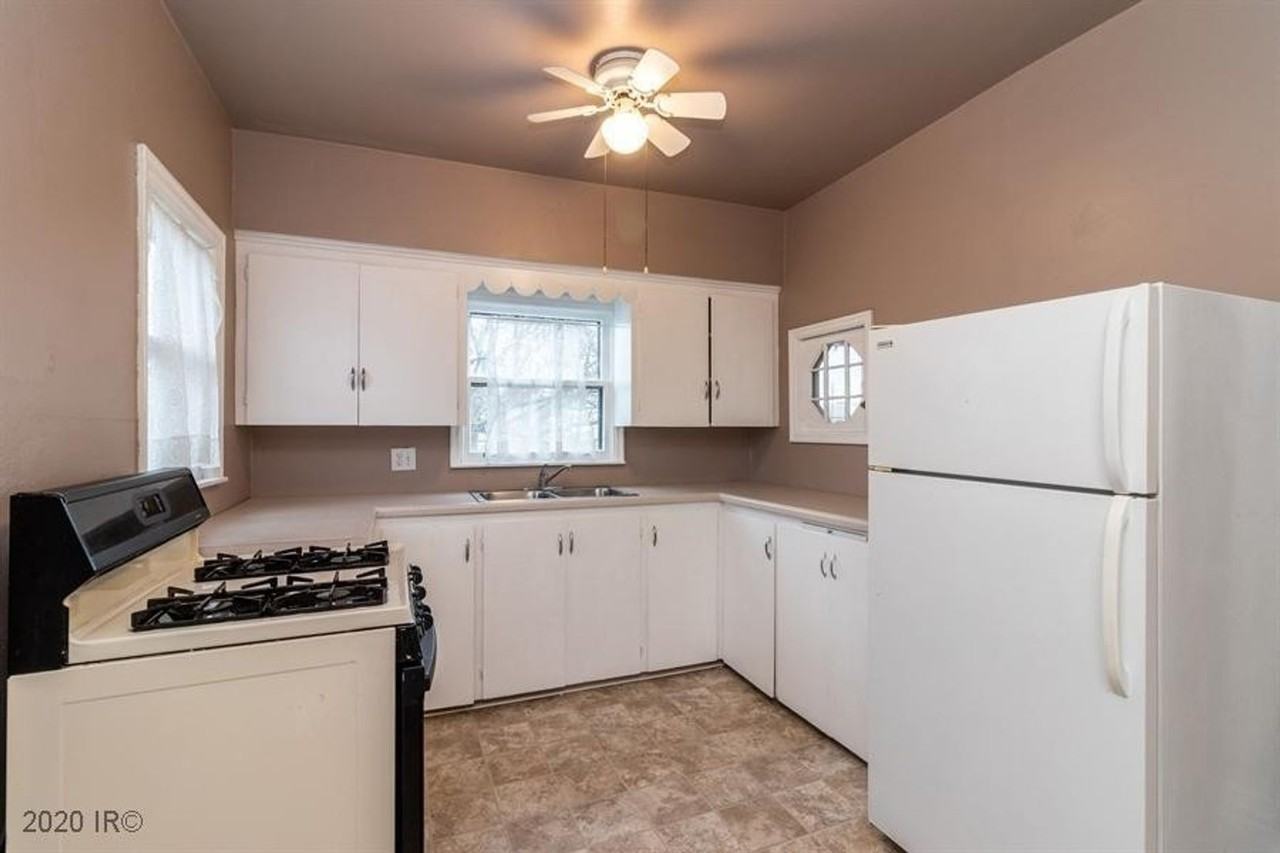 1011 Evelyn St - Photo 6 of 23