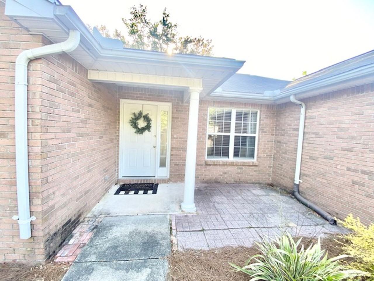 103 Underwood Ln - Photo 4 of 26