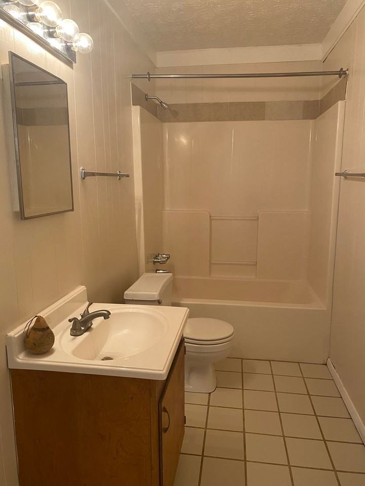 346 Reese St #1 - Photo 6 of 14