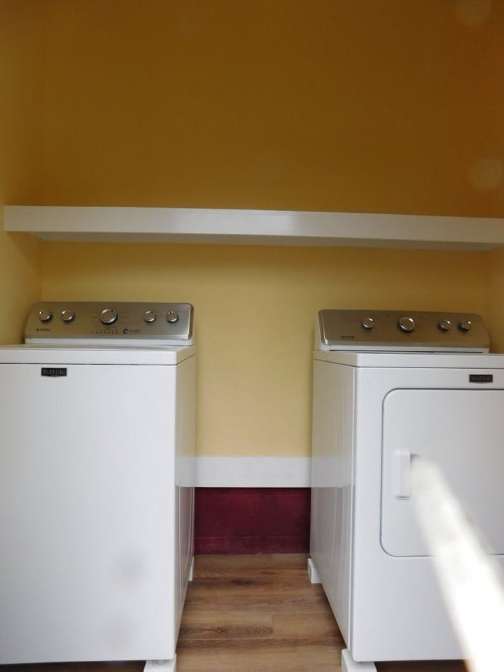 900 Simmons St - Photo 5 of 18