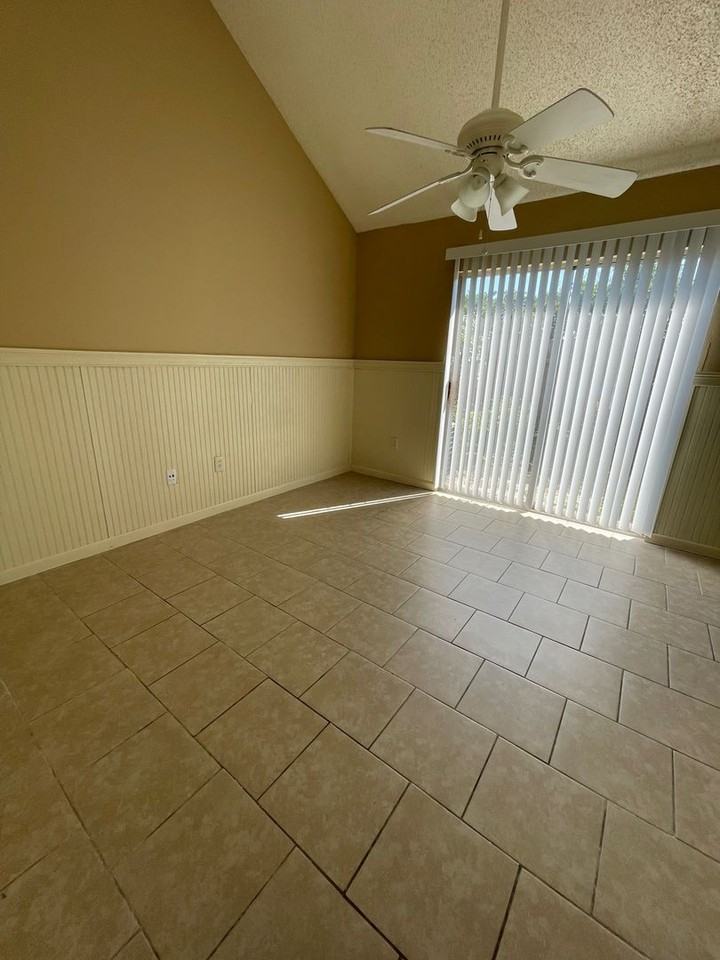 9131 Ridge Pecan Dr - Photo 6 of 8