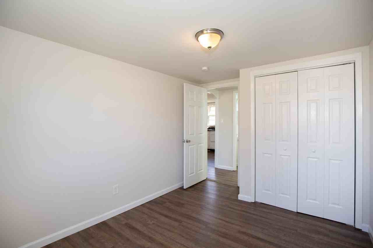 201 Cranes Ln - Photo 2 of 23