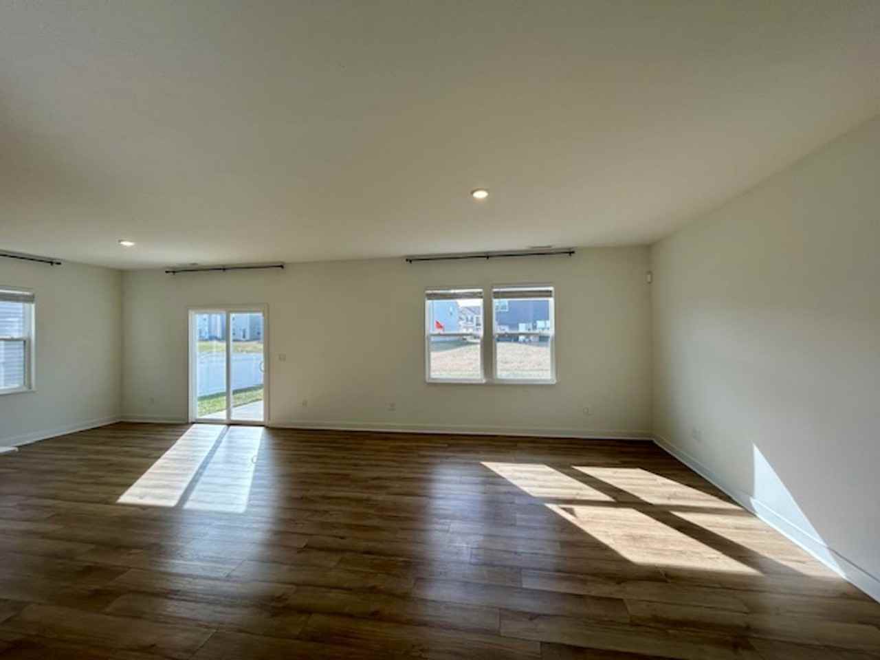 4530 Hovenweep Way - Photo 6 of 34