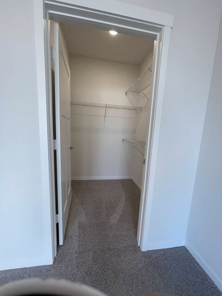 West End Apartments - Photo 4 of 14