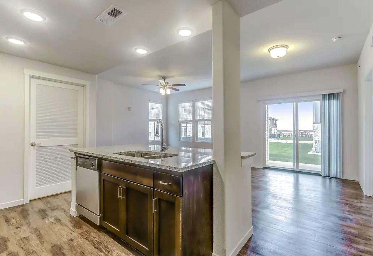 West End Apartments - Photo 4 of 6