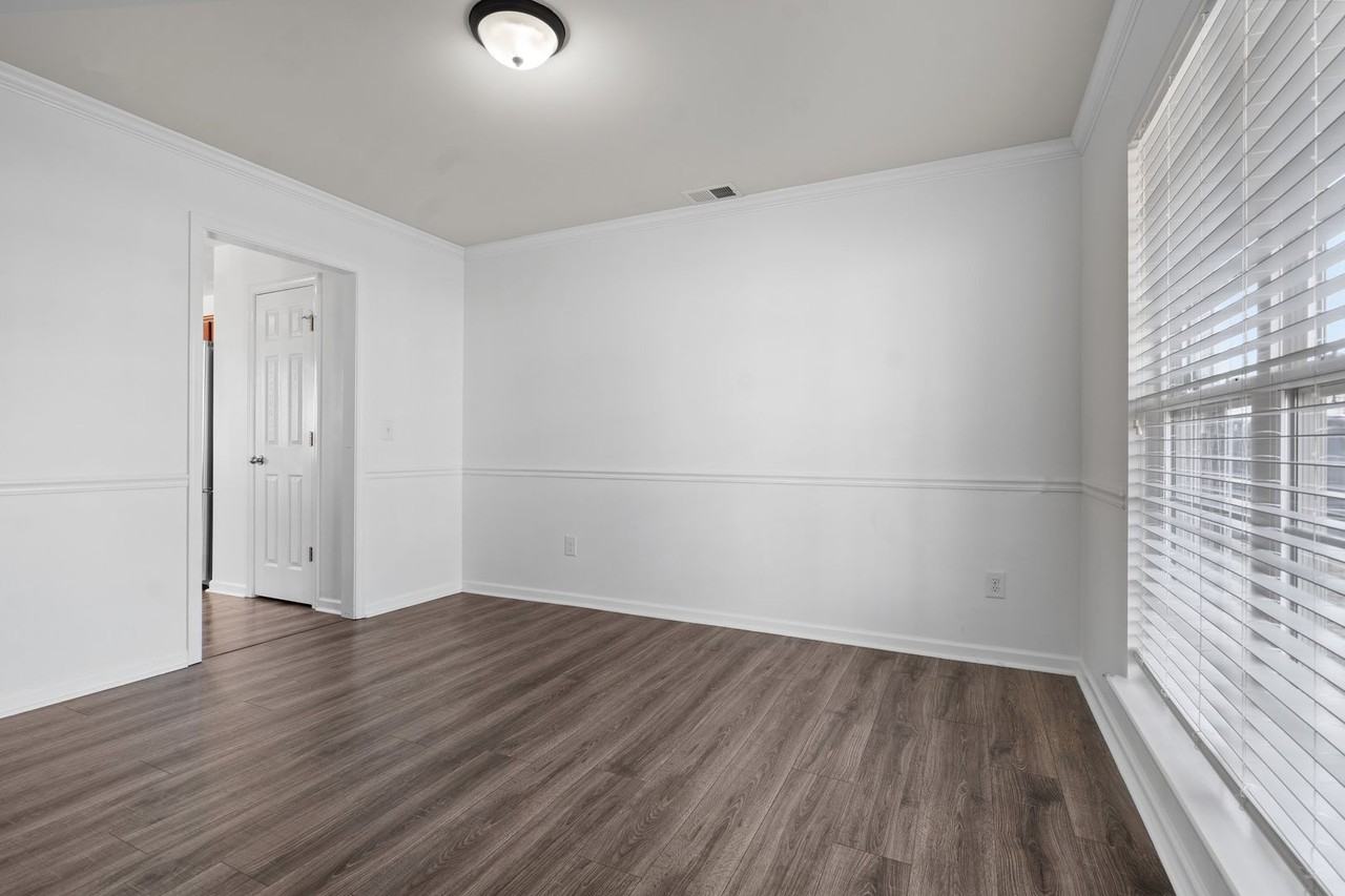 4035 Cadence Dr - Photo 7 of 25