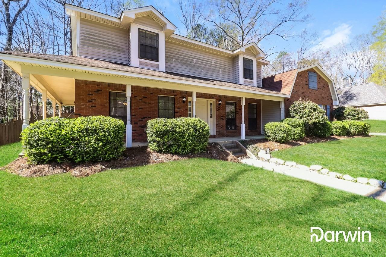 509 Berwick Dr - Photo 2 of 15