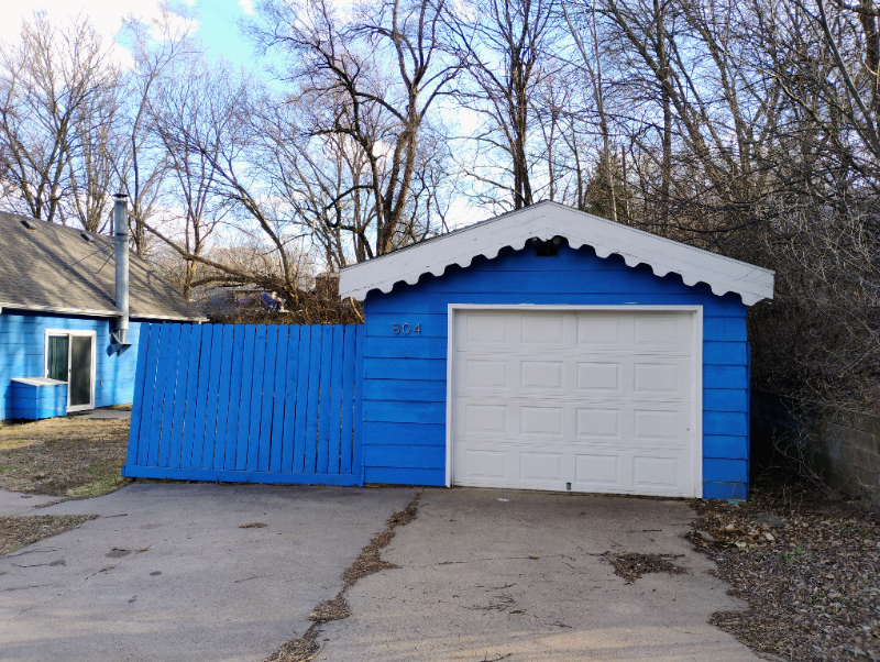 804 A St - Photo 2 of 12