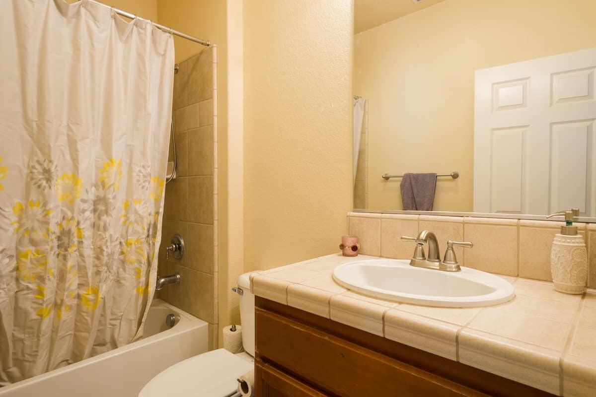 4213 San Jeronimo Ter - Photo 3 of 9