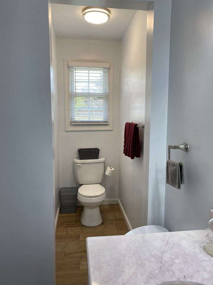 164 Greenleaf Rd #164 - Photo 2 of 5