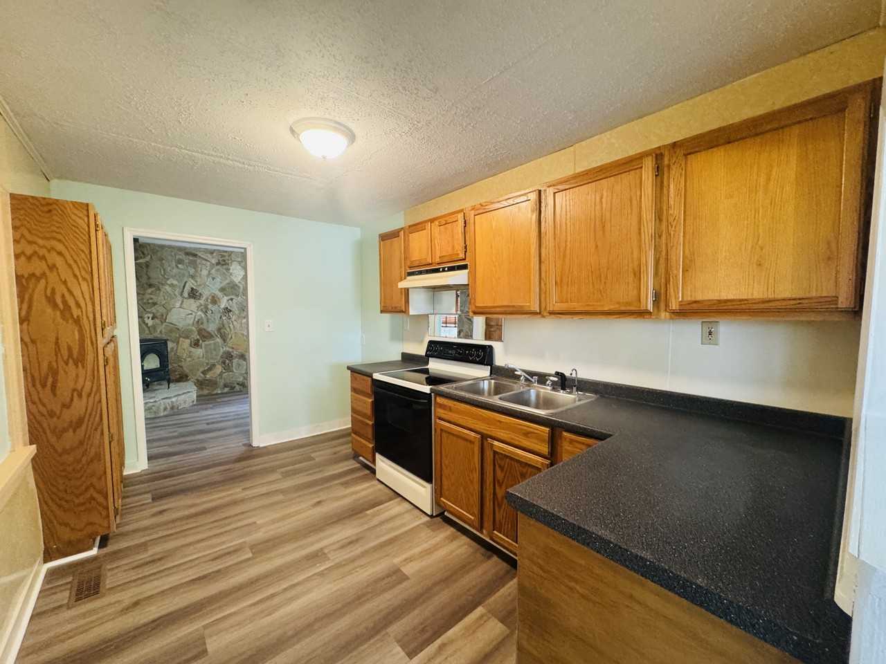 161 Honeycomb Valley Rd #NA - Photo 3 of 32