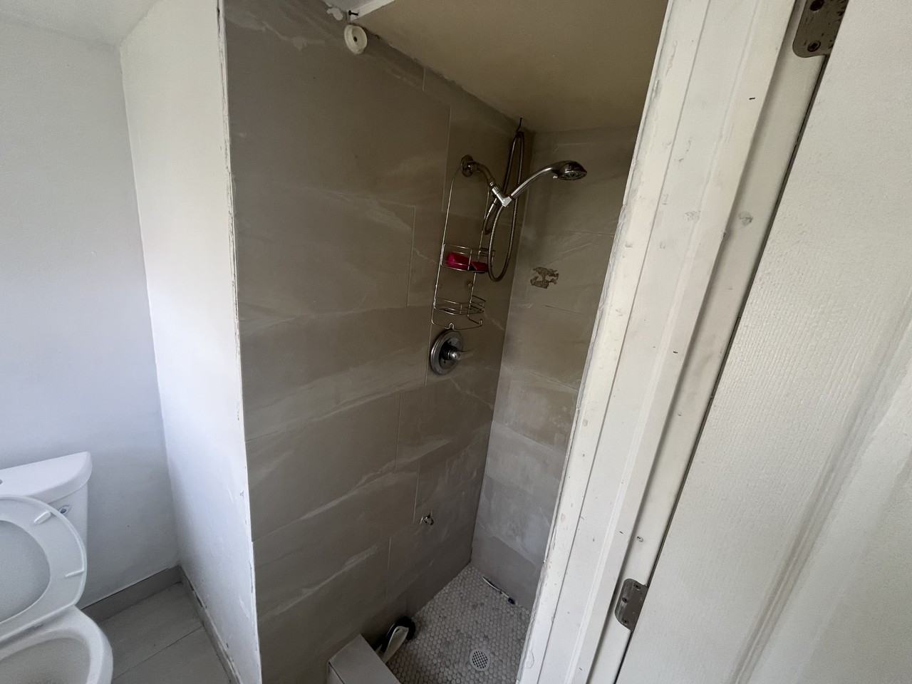 1018 N 17th Ct #1B - Photo 6 of 9