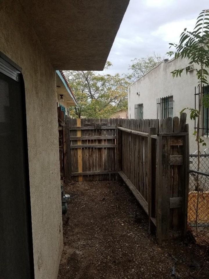 303 Vassar Dr Se #2 - Photo 2 of 26