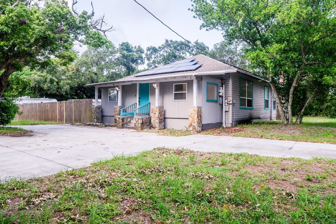 Kings Highway - Photo 3 of 19