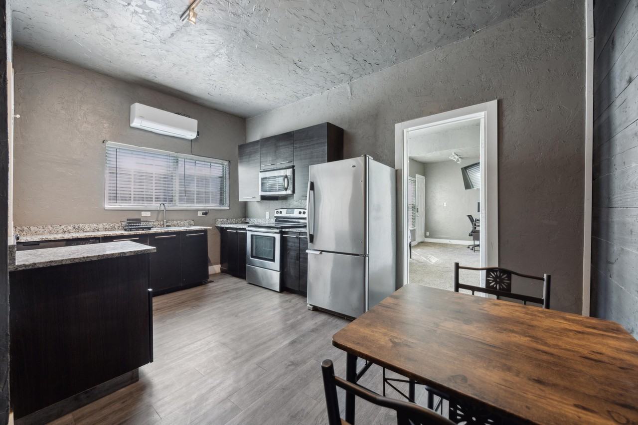 S Oak Cliff Blvd - Photo 2 of 6