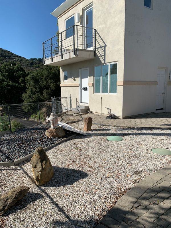 21154 Saddle Peak Rd - Photo 2 of 24