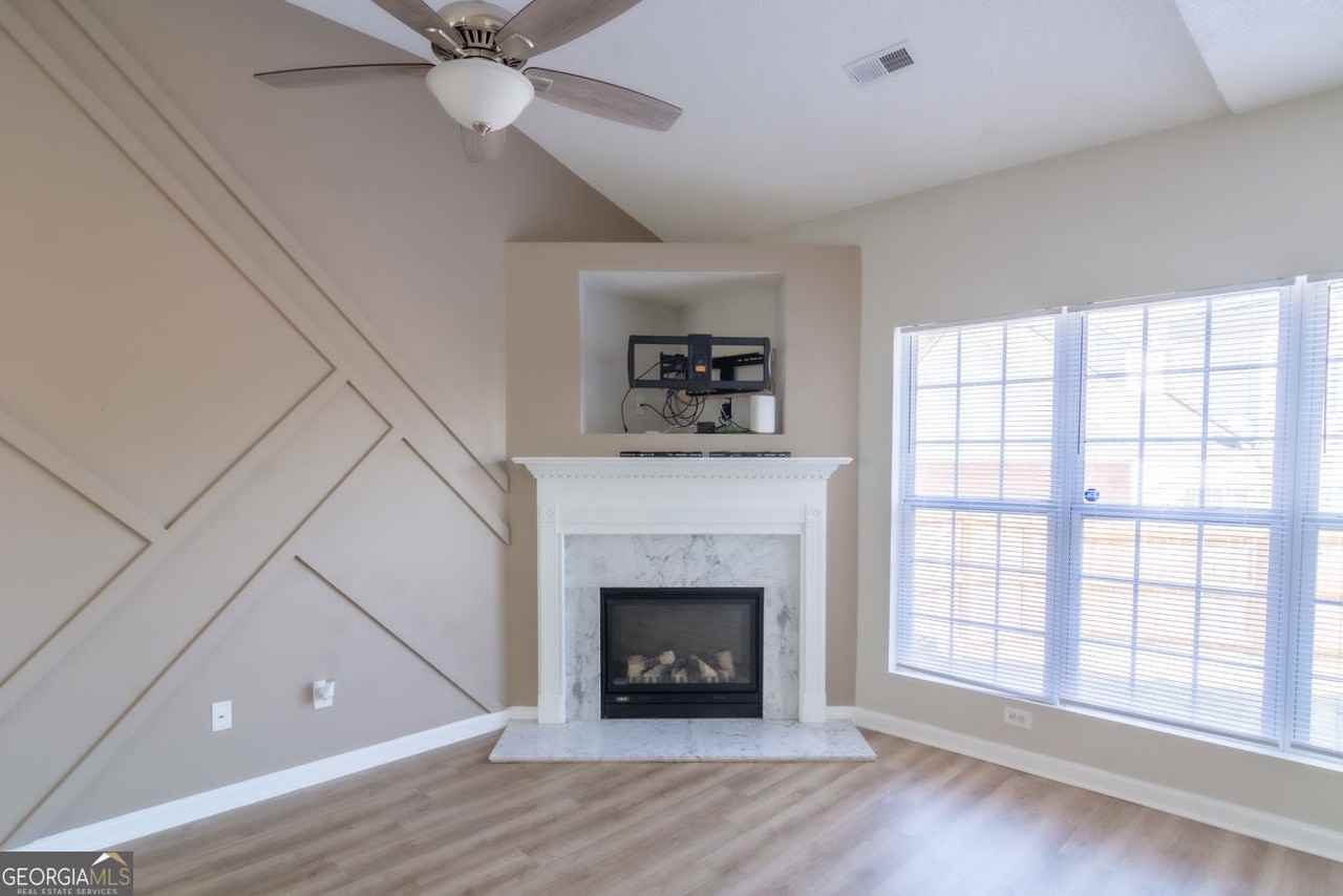 6658 Sunset Park - Photo 4 of 15