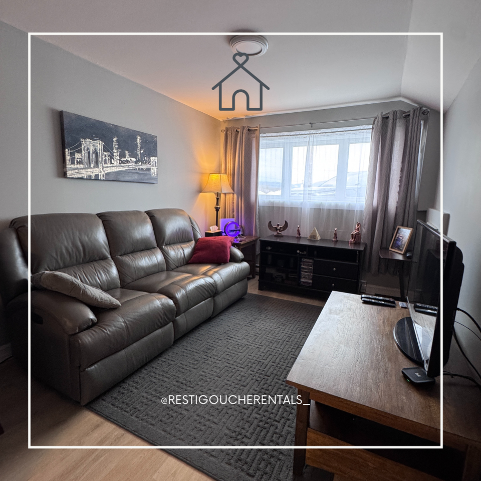 16 Mcgarvie St #B - Photo 2 of 10