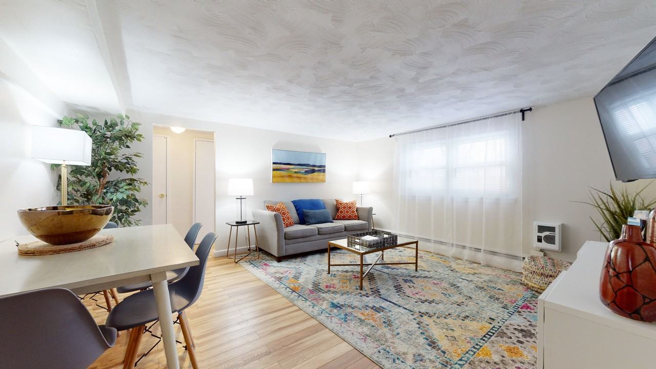 79 Chestnut St #1B - Photo 2 of 15