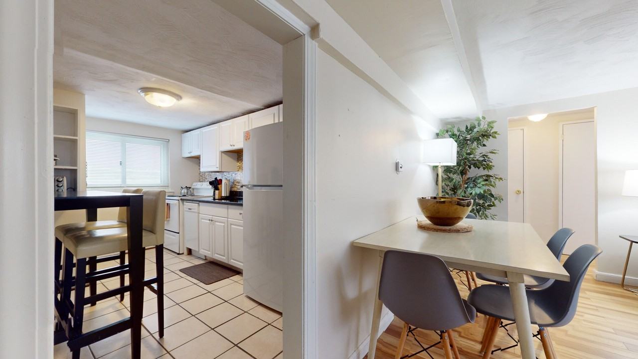 79 Chestnut St #1B - Photo 5 of 15