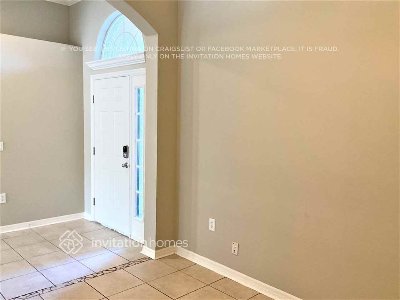 2520 Arrowpointe Dr - Photo 3 of 25