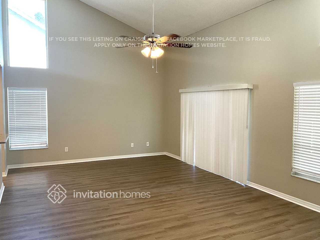 1970 Erin Brooke Dr - Photo 3 of 14