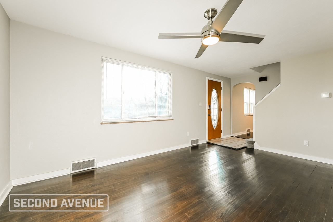 12341 Maple Ln - Photo 2 of 28