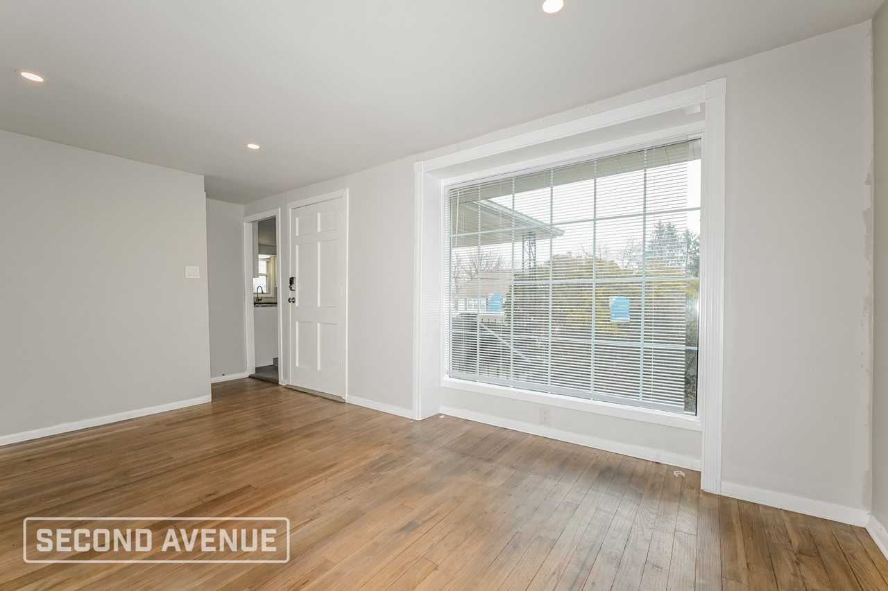 1886 Anderson Ave - Photo 4 of 27