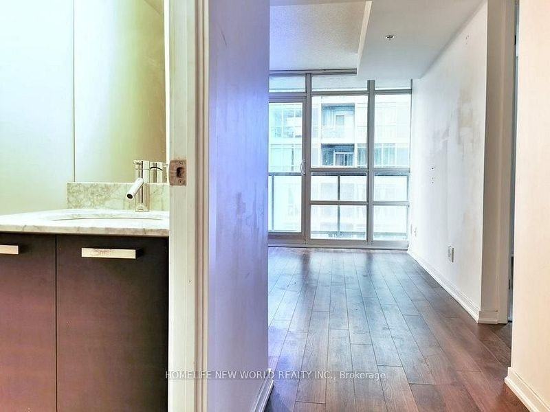 68 Abell Street #1017 - Photo 2 of 9