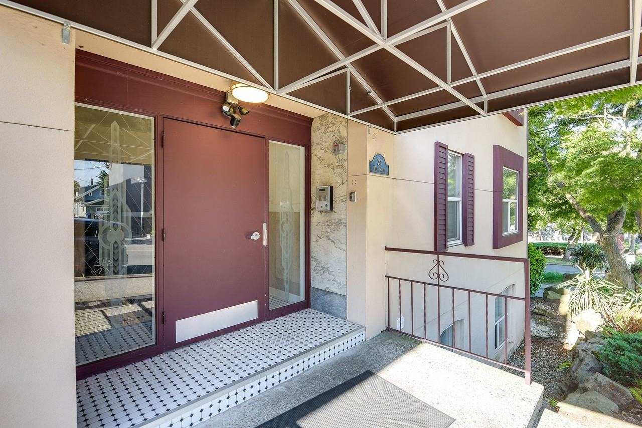 QA Queen Anne Court - Photo 7 of 10