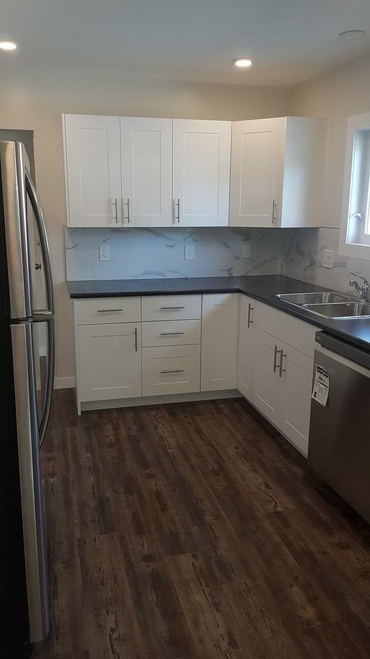 3 Bedroom Upper Unit in Greystone Heights - Photo 3 of 15