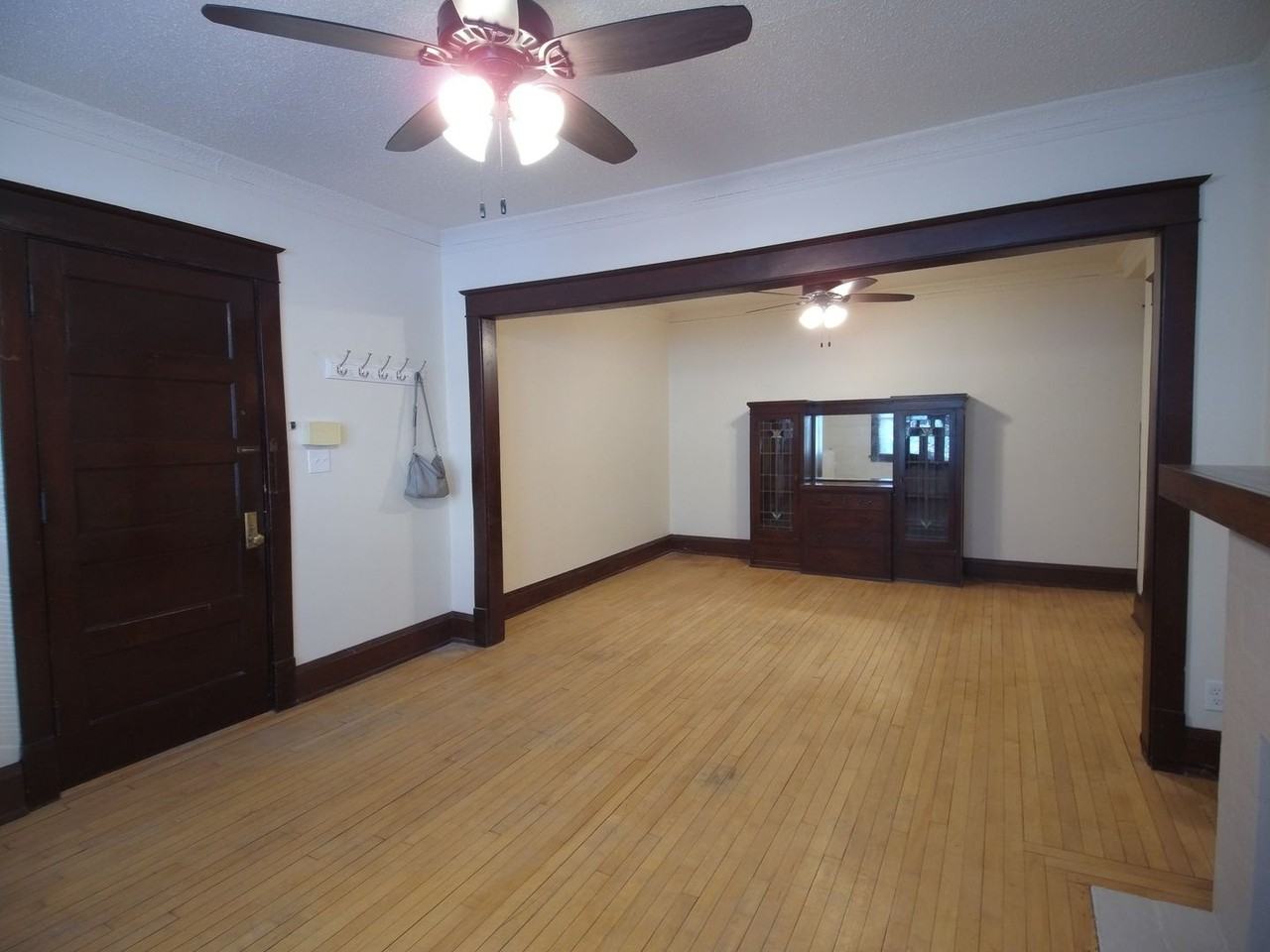 Saxony Manor - Photo 6 of 50