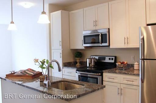 BRAND NEW LUXURY - Photo 3 of 6