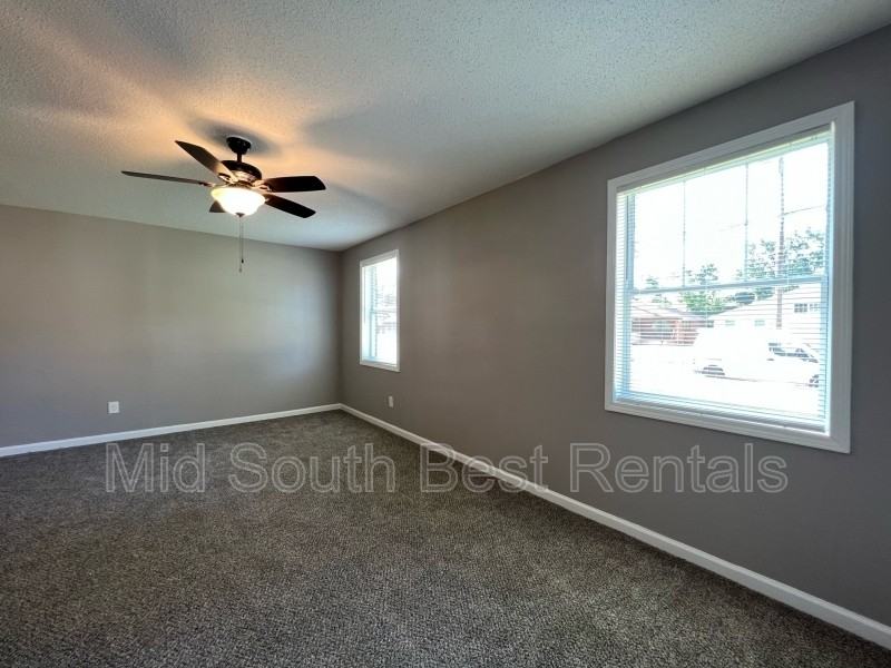 1758 Edward Avenue - Photo 6 of 8
