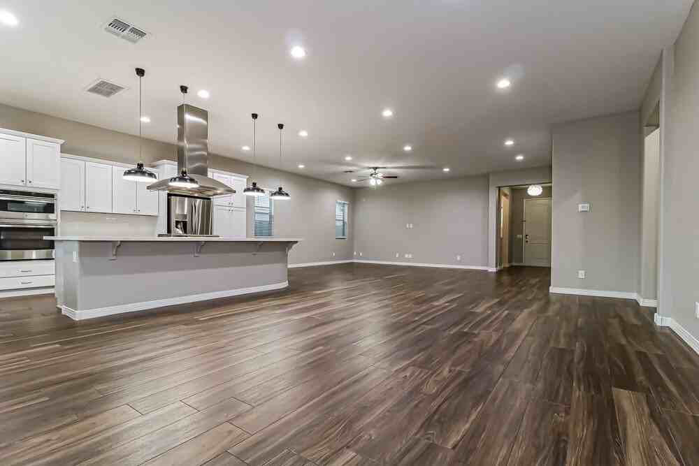 16020 W Cameron Dr - Photo 3 of 16