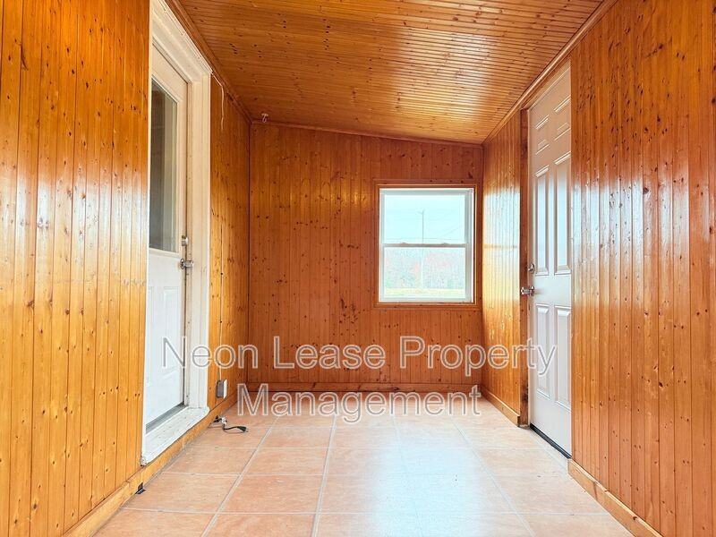 14392 Sussex Hwy - Photo 2 of 14