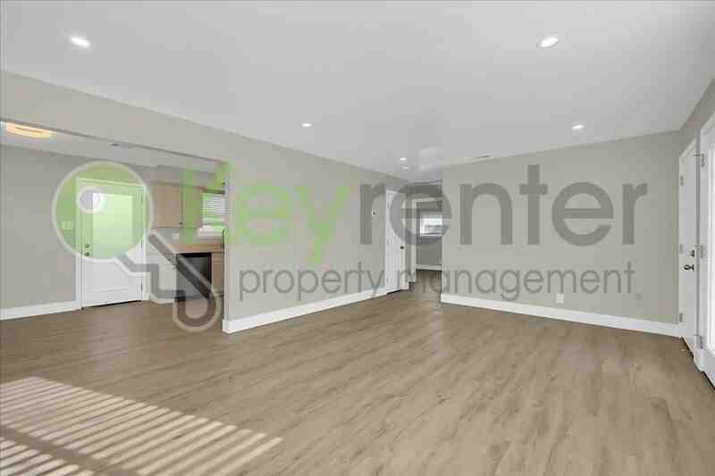 4406 13th Ave - Photo 4 of 27