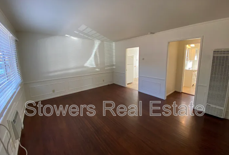 1029 Cavallero Ln - Photo 2 of 15