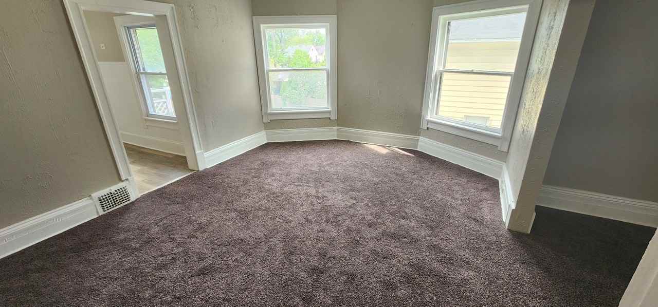 3404 Archwood Ave #2 - Photo 4 of 22