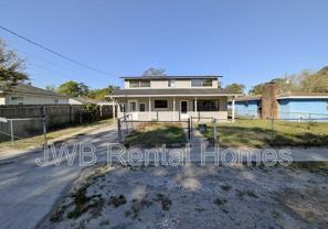 150 Bowlan St N - Photo 1 of 1