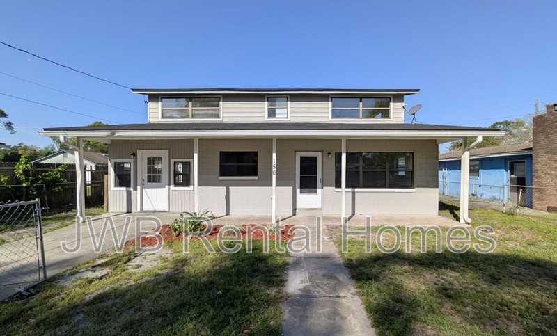 150 Bowlan St N - Photo 2 of 21