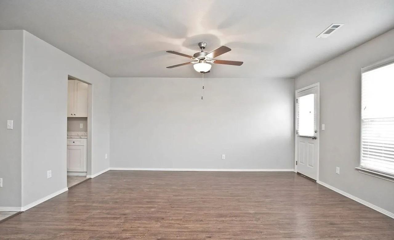 Haden Holly Station - Photo 6 of 24