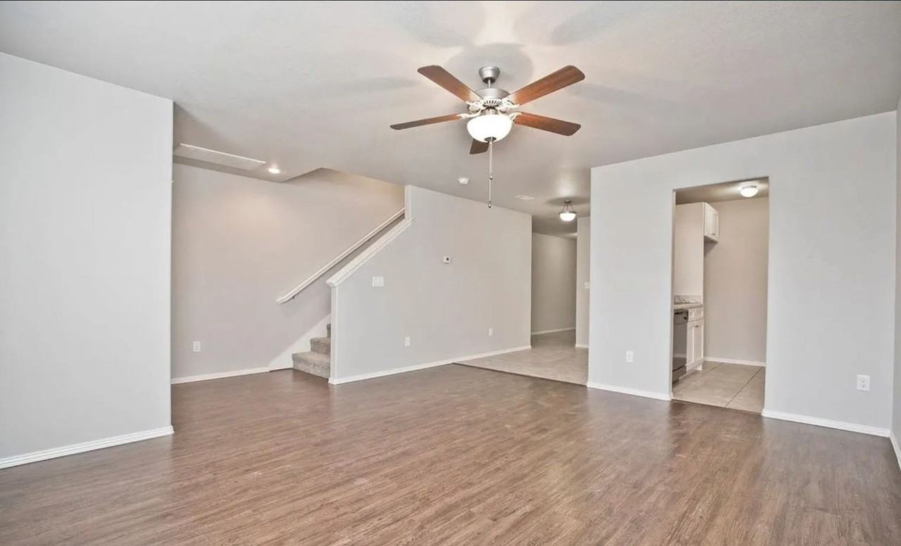 Haden Holly Station - Photo 5 of 24