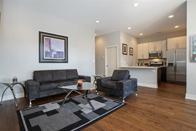 2740 North - Photo 4 of 13